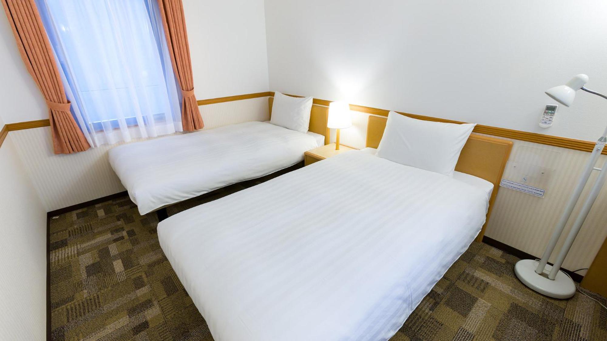 Toyoko Inn Kumamoto Sakuramachi Bus Terminal Mae Room photo